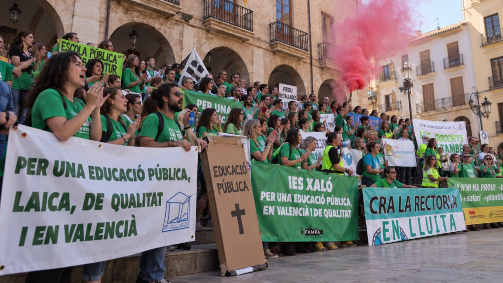manifestacion educacionpublica marina alta