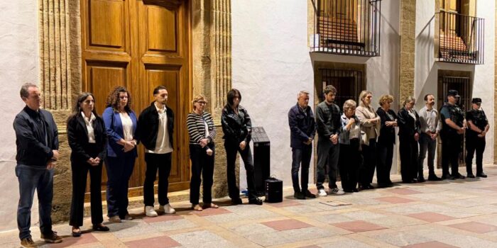 minuto de silencio en Xàbia